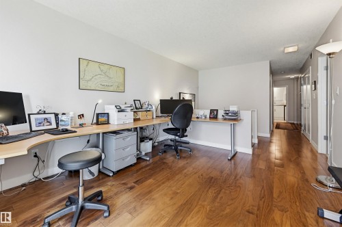 #806 10045 118 St Nw, Edmonton, AB - Indoor Photo Showing Office