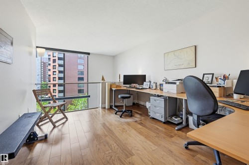 #806 10045 118 St Nw, Edmonton, AB - Indoor Photo Showing Office