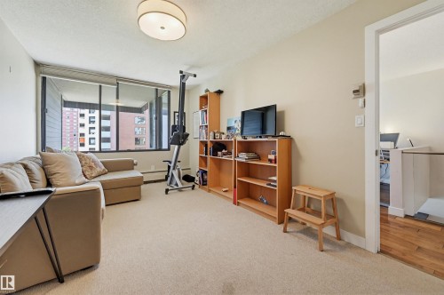 #806 10045 118 St Nw, Edmonton, AB - Indoor
