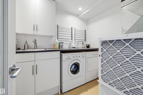 #806 10045 118 St Nw, Edmonton, AB - Indoor Photo Showing Laundry Room