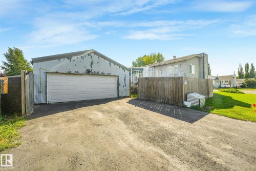 5117 52 Street, Calmar, AB 
