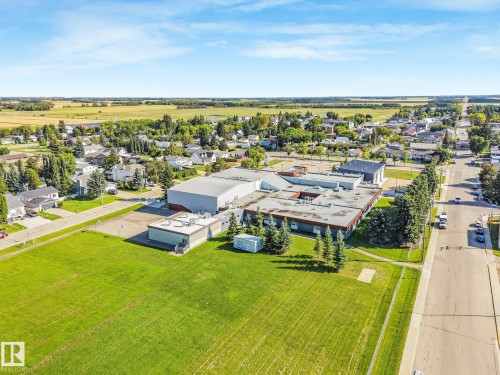 5117 52 Street, Calmar, AB 