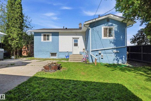4915 49 Avenue, Onoway, AB 