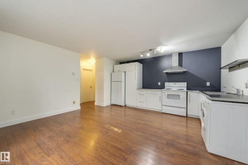 #5 10015 83 Av Nw, Edmonton, AB 