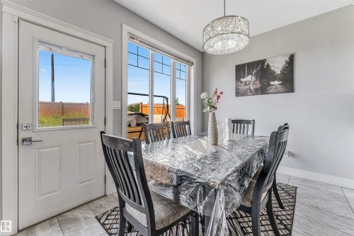 2639 17 Avenue Nw, Edmonton, AB 