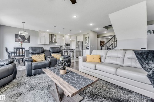 2639 17 Avenue Nw, Edmonton, AB 