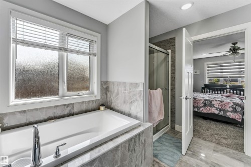 2639 17 Avenue Nw, Edmonton, AB 