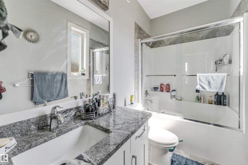 2639 17 Avenue Nw, Edmonton, AB 