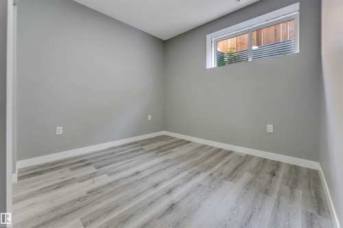 2639 17 Avenue Nw, Edmonton, AB 
