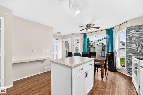 4520 149 Avenue Nw, Edmonton, AB 