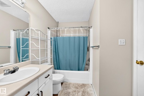 4520 149 Avenue Nw, Edmonton, AB 