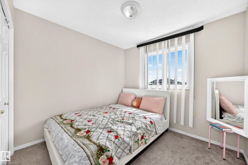 4520 149 Avenue Nw, Edmonton, AB 