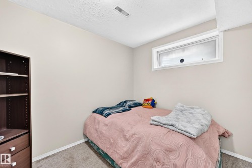 4520 149 Avenue Nw, Edmonton, AB 