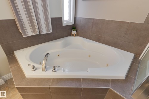 14040 145 Avenue Nw, Edmonton, AB 
