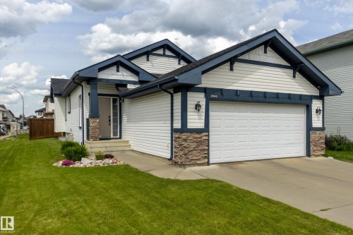 14040 145 Avenue Nw, Edmonton, AB 