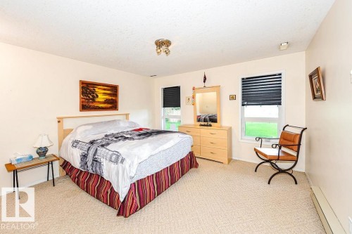 4720 51 Street, Camrose, AB - Indoor Photo Showing Bedroom