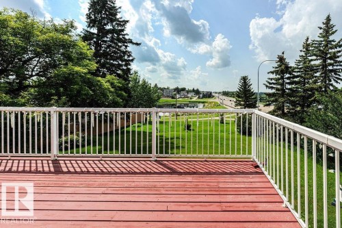 4720 51 Street, Camrose, AB - Outdoor