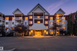 #302 2229 44 AV NW  Edmonton, AB T6T 0W6
