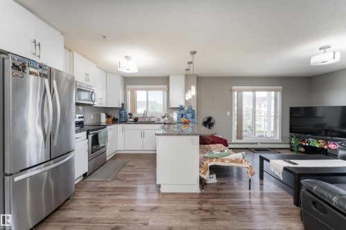 #302 2229 44 Av Nw, Edmonton, AB 