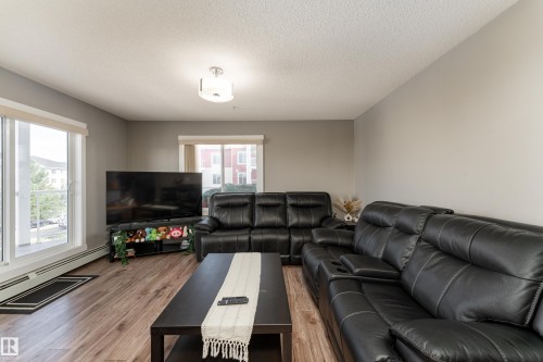 #302 2229 44 Av Nw, Edmonton, AB 