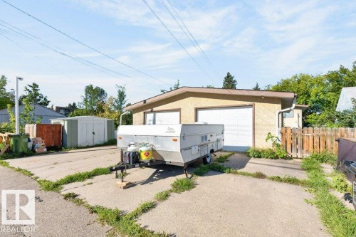 12007 104 Street Nw, Edmonton, AB 