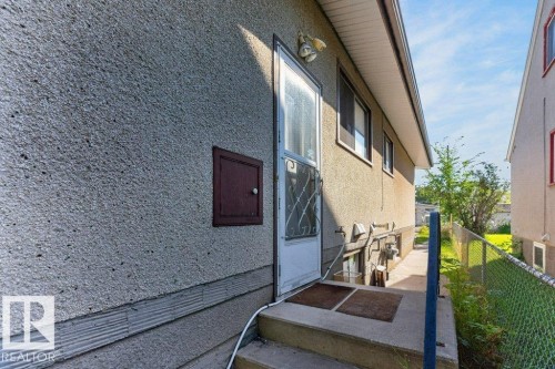 12007 104 Street Nw, Edmonton, AB 