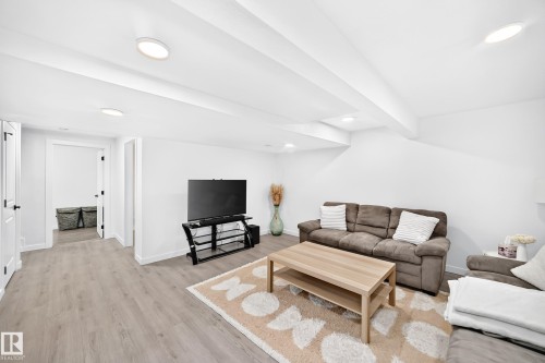 3751 Cross Landing Sw, Edmonton, AB 