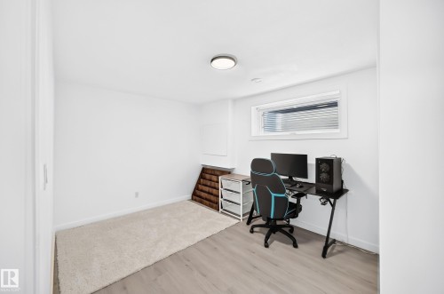 3751 Cross Landing Sw, Edmonton, AB 
