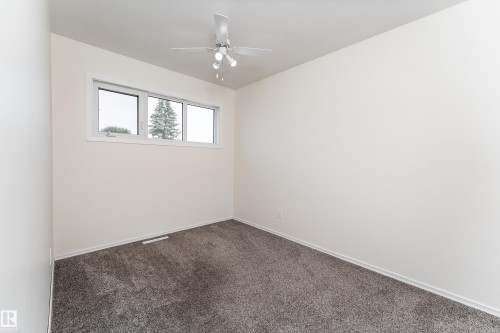 16029 95 Avenue Nw, Edmonton, AB 