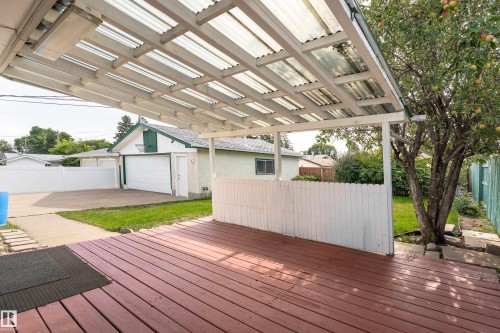 16029 95 Avenue Nw, Edmonton, AB 
