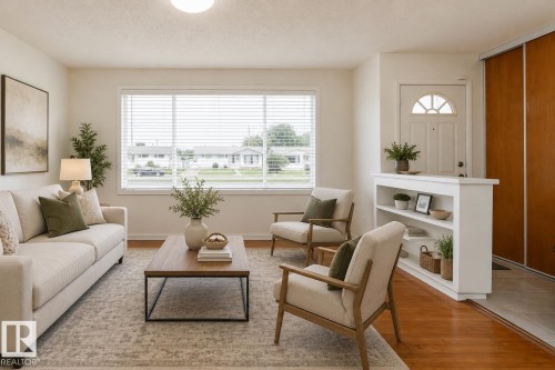 16029 95 Avenue Nw, Edmonton, AB 