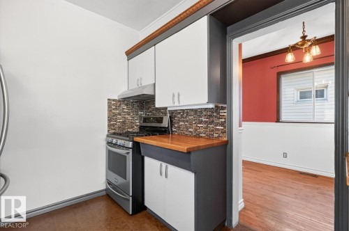 8730 84 Avenue Nw, Edmonton, AB 