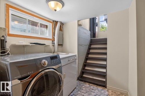 8730 84 Avenue Nw, Edmonton, AB 