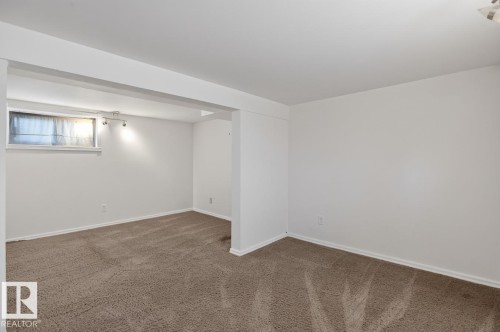 8730 84 Avenue Nw, Edmonton, AB 