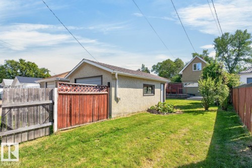 8730 84 Avenue Nw, Edmonton, AB 
