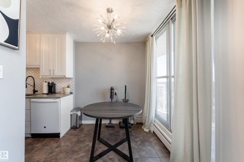 #1601 12141 Jasper Av Nw, Edmonton, AB 