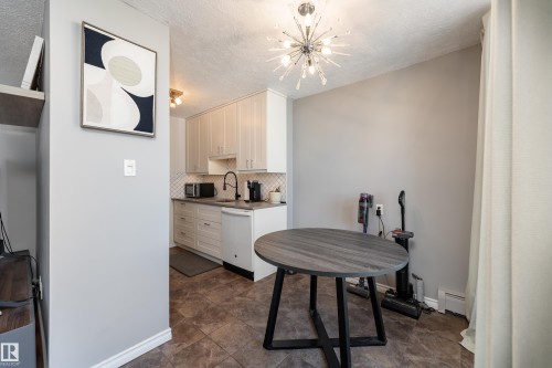 #1601 12141 Jasper Av Nw, Edmonton, AB 