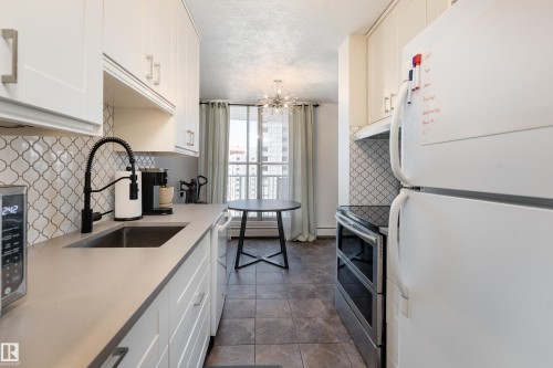 #1601 12141 Jasper Av Nw, Edmonton, AB 