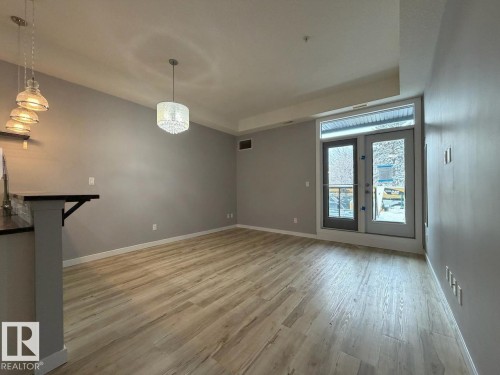 #128 10531 117 St Nw, Edmonton, AB - Indoor Photo Showing Other Room