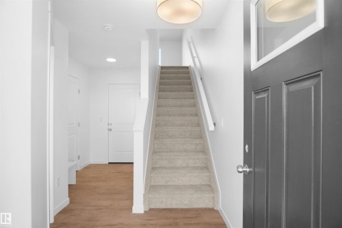 523 Aster Drive Nw, Edmonton, AB 