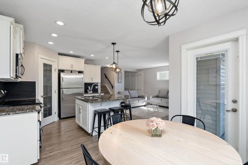 3893 Gallinger Loop Nw, Edmonton, AB 