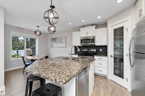 3893 Gallinger Loop Nw, Edmonton, AB 