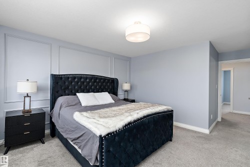 3893 Gallinger Loop Nw, Edmonton, AB 