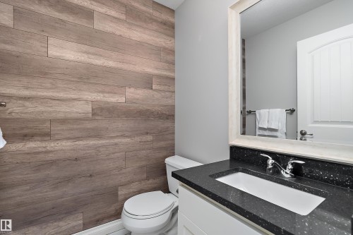 3893 Gallinger Loop Nw, Edmonton, AB 