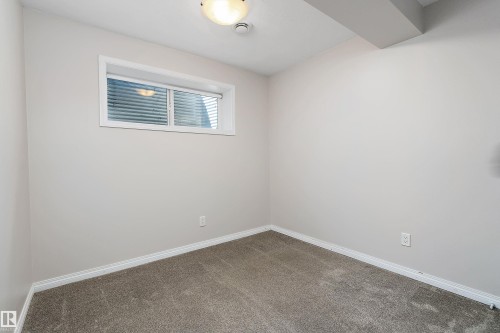 3893 Gallinger Loop Nw, Edmonton, AB 