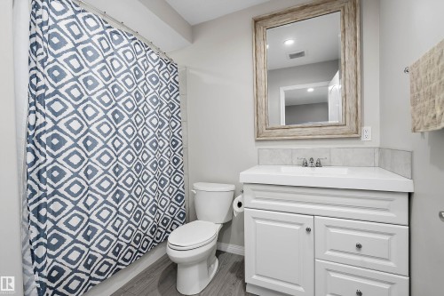 3893 Gallinger Loop Nw, Edmonton, AB 