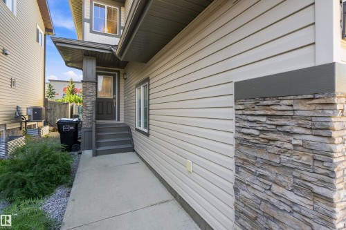 3893 Gallinger Loop Nw, Edmonton, AB 