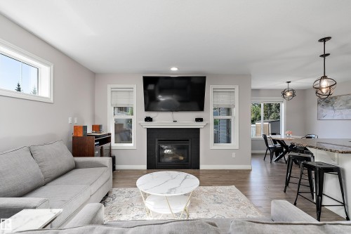 3893 Gallinger Loop Nw, Edmonton, AB 