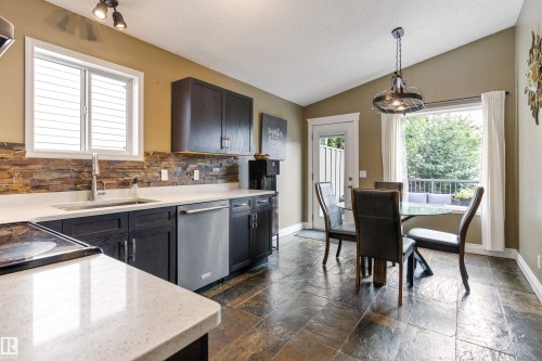 15309 138B Street Nw, Edmonton, AB - Indoor