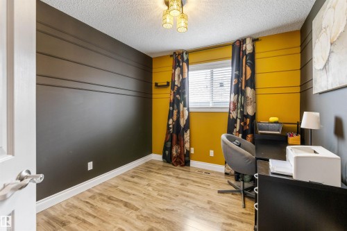 15309 138B Street Nw, Edmonton, AB - Indoor Photo Showing Office